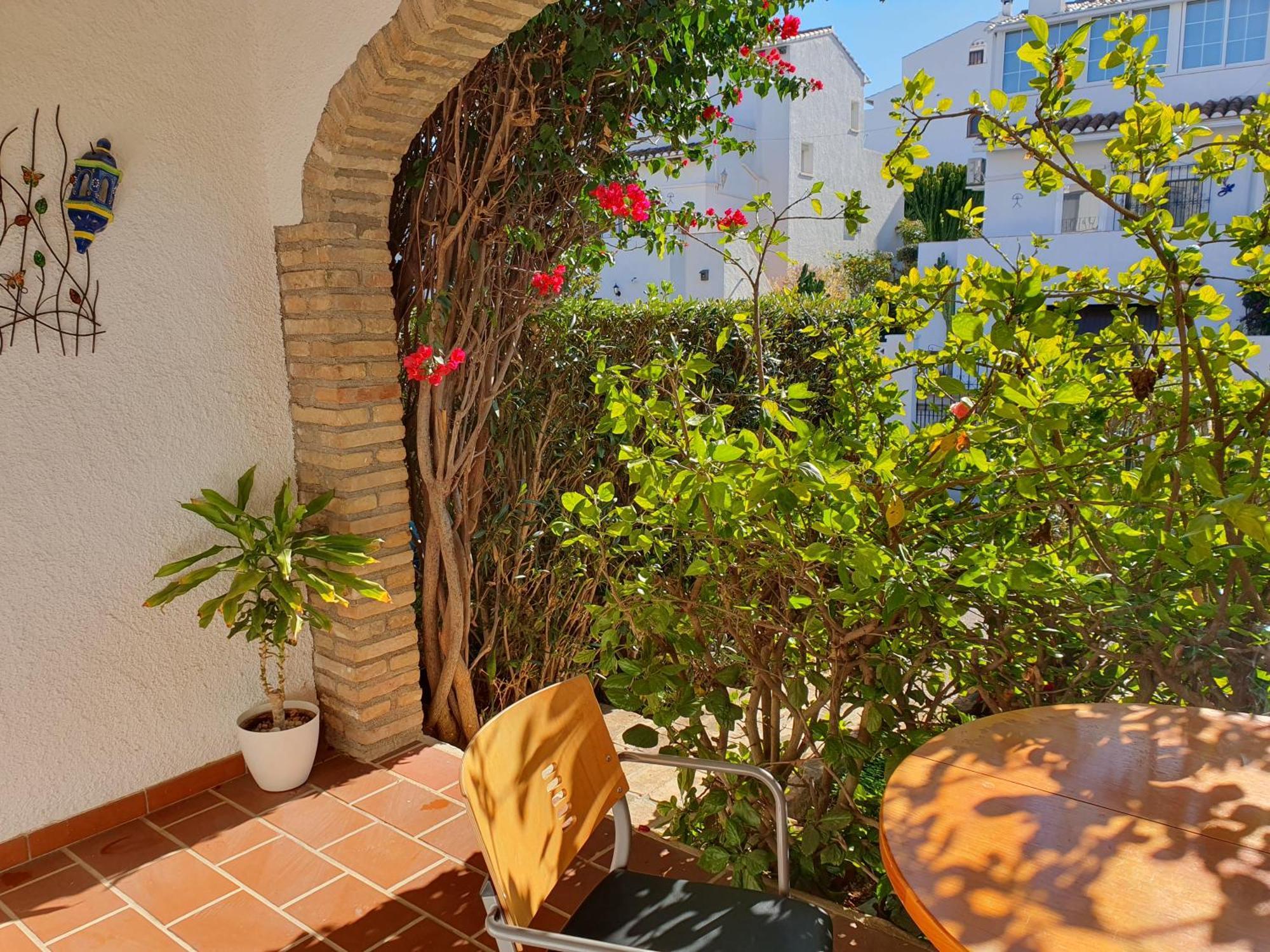Townhouse In Las Rotas Дения Екстериор снимка
